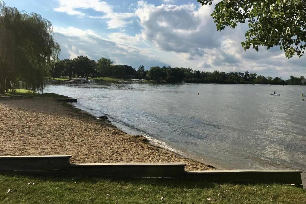Ivp Manor House By Lake Beach And Naval Base Gages Lake エクステリア 写真